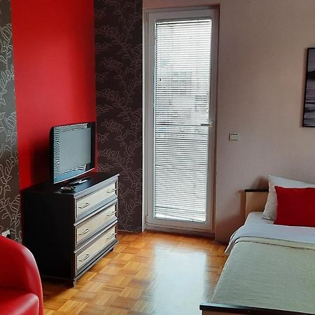 Apartmani Rale Rooms Lukavica Exterior photo
