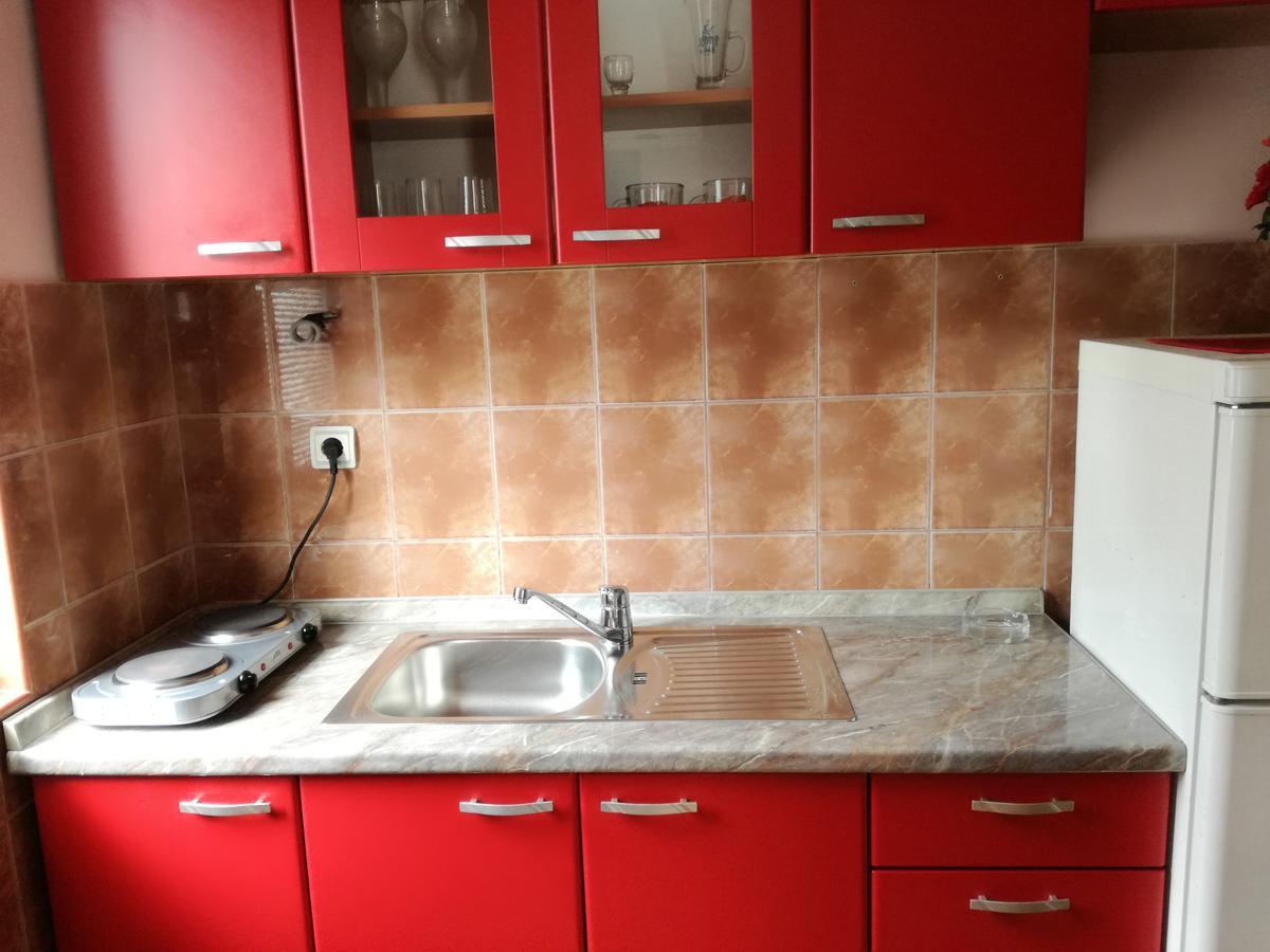 Apartmani Rale Rooms Lukavica Exterior photo
